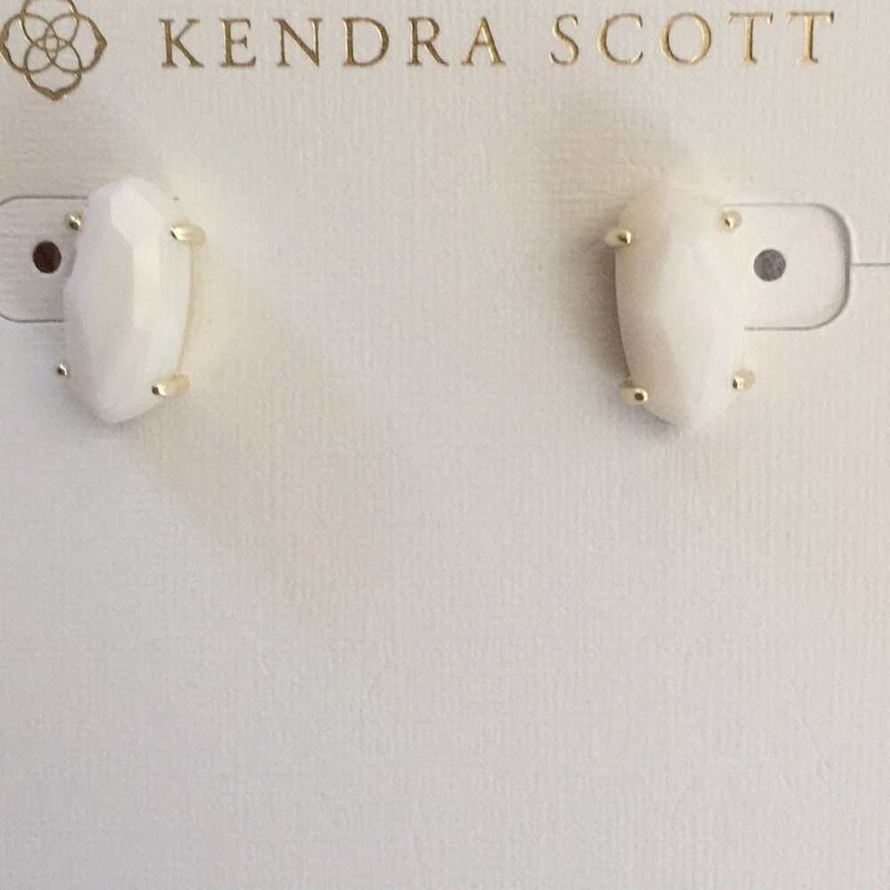 Kendra Scott Betty earrings
